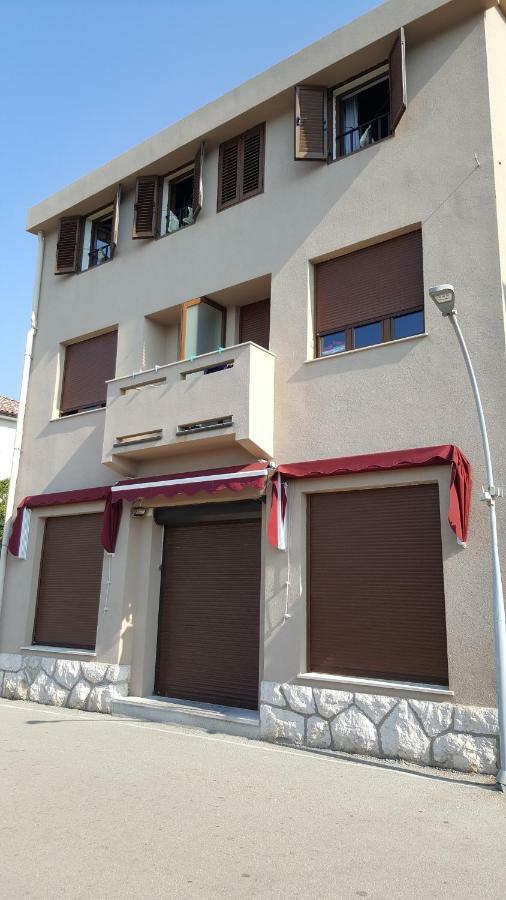 Apartments Krstulja Baška Exterior foto
